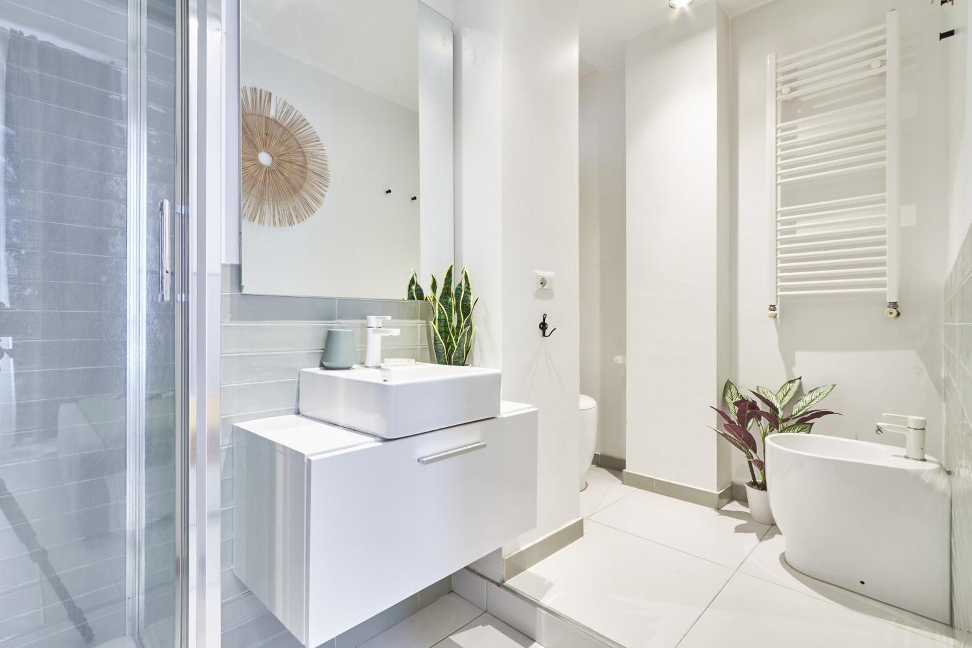 Elegante Appartamento Minimal Dai Tocchi Botanici Milano Ngoại thất bức ảnh