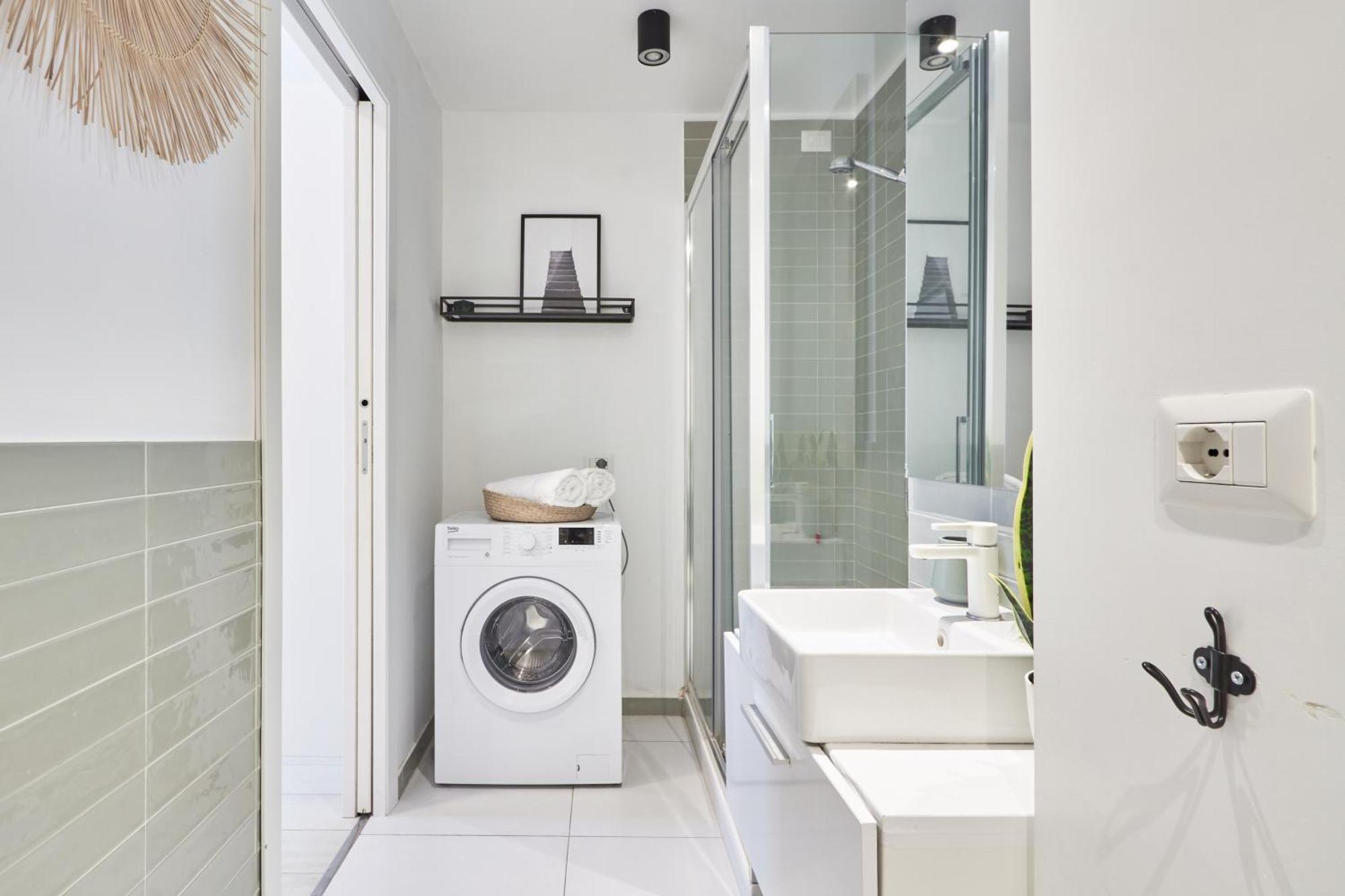 Elegante Appartamento Minimal Dai Tocchi Botanici Milano Ngoại thất bức ảnh