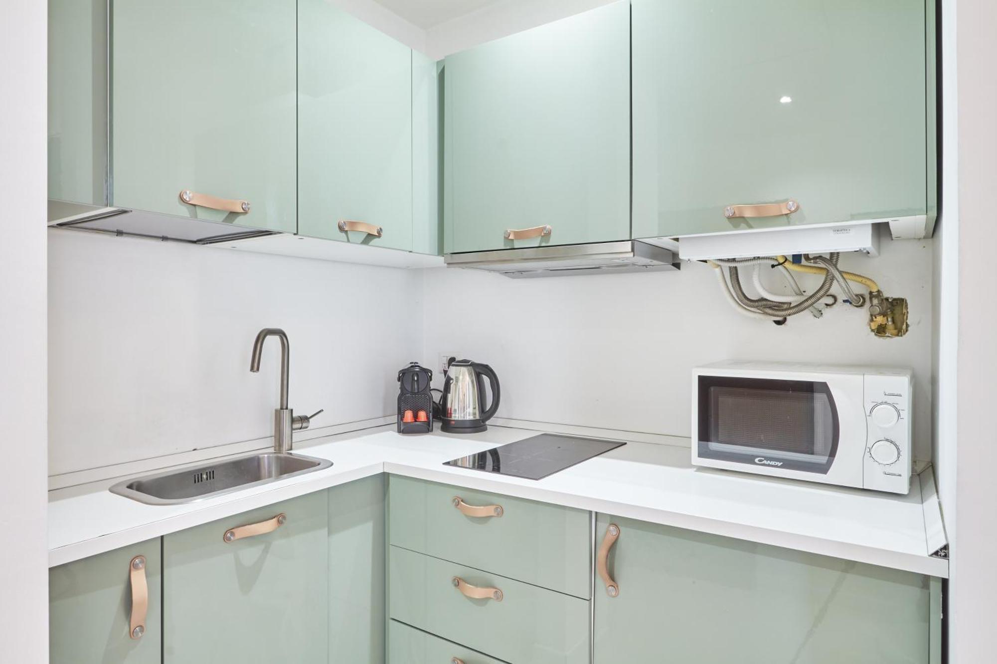 Elegante Appartamento Minimal Dai Tocchi Botanici Milano Ngoại thất bức ảnh
